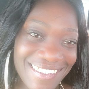 Meet your Posher, Shamika
